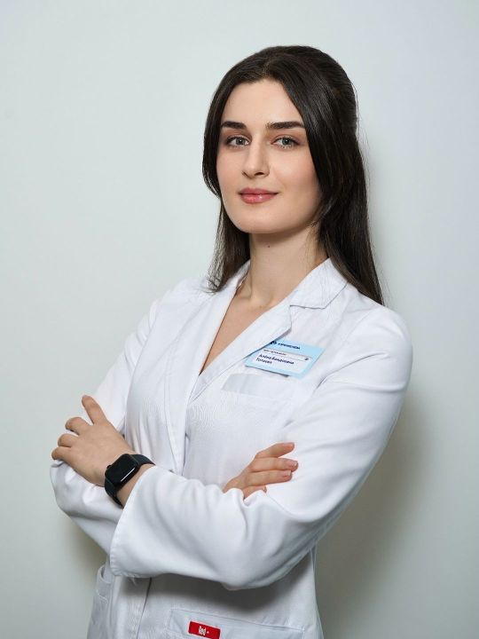 Офтальмохирург Тотоева Алена Бондоевна
